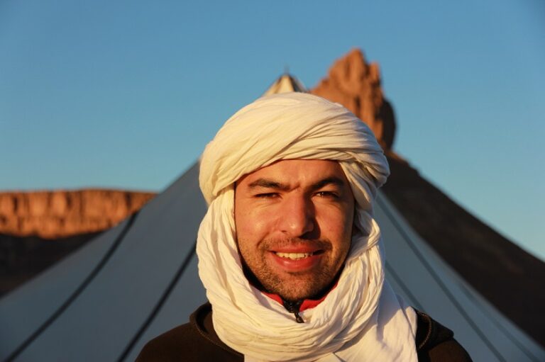 Omar, Guide Marokko