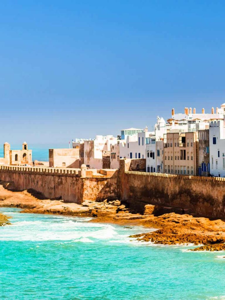 Auf dem Bild sehen wir die Küstenstadt Essaouira in Süden von Marokko.