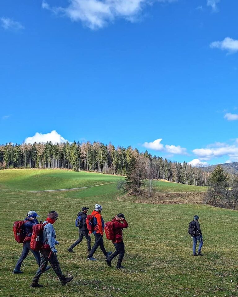 PM_FotoWEB3_AusgewanderteGuides Weltweitwandern Guides beim Wandern