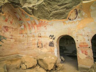 Die historische Höhlenstadt Uplisziche